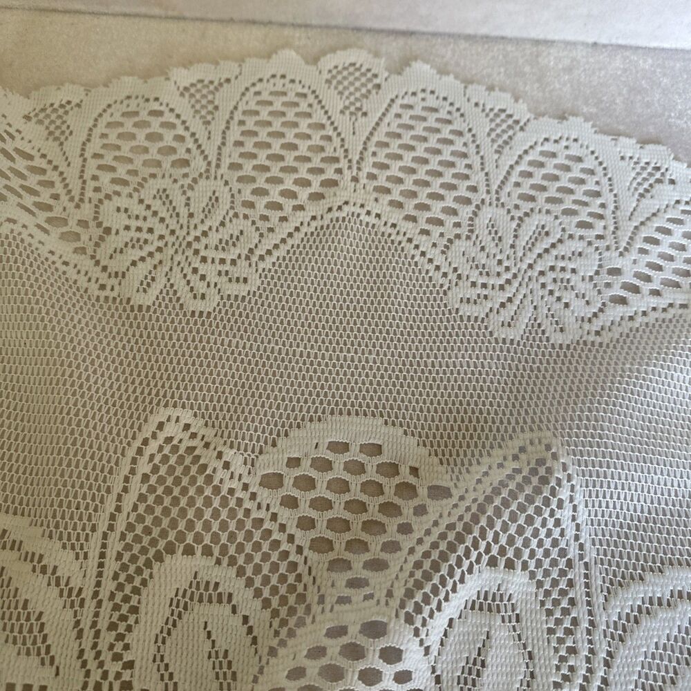round table cover - Picture 9 of 12